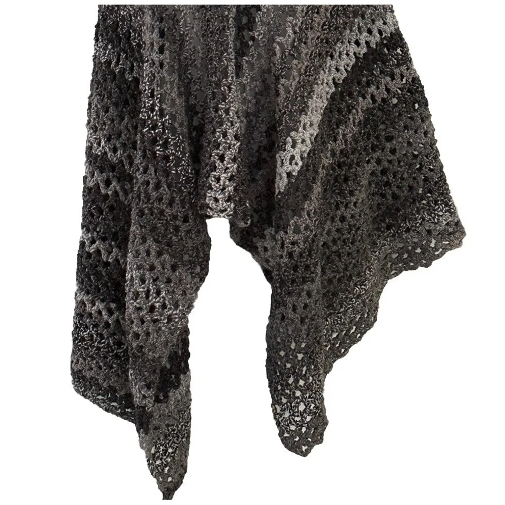 Crochet Knit Blue and‎ Gray Striped Poncho Edgy Boho OS Ombré Hippie 70s
